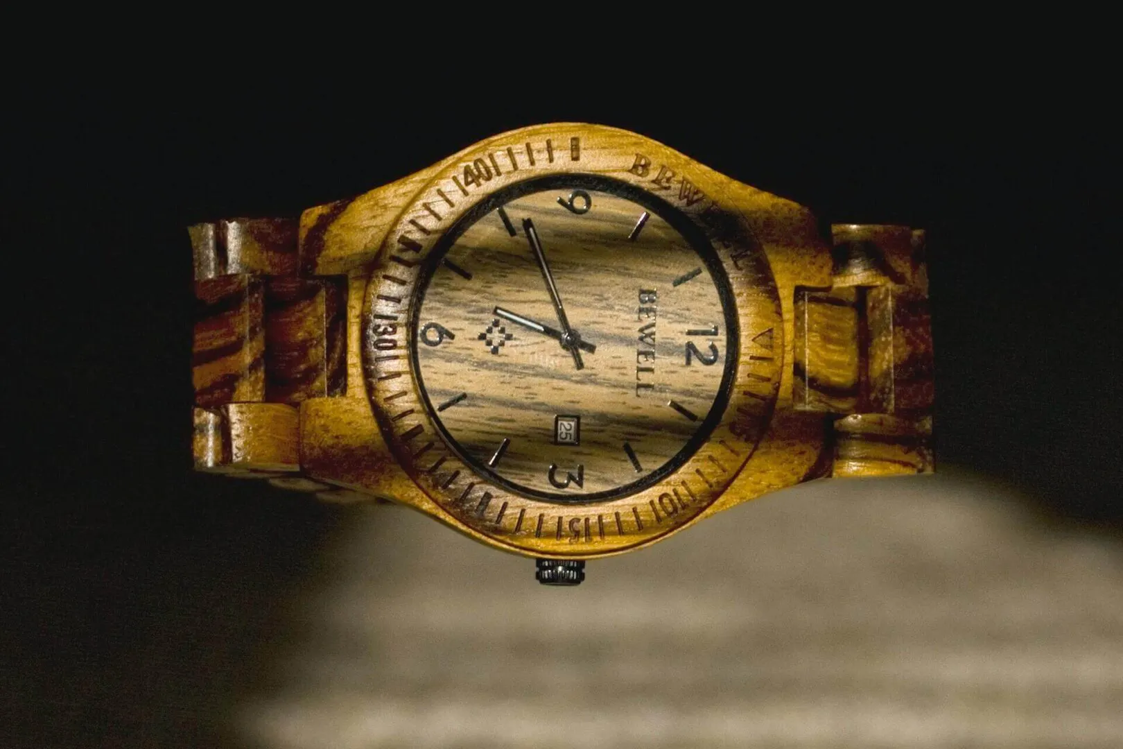 20 Orologi in Legno di Tendenza