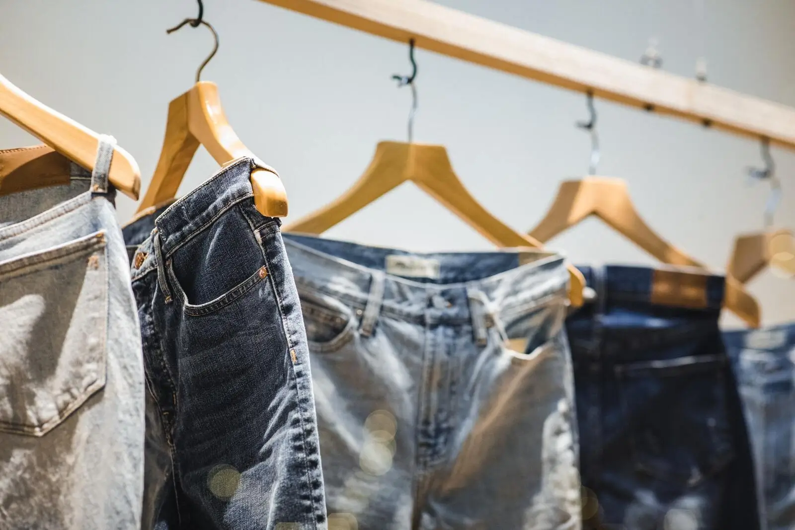 I 10 migliori jeans economici da uomo da acquistare nel 2022